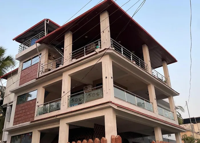 Chandrama Home\'S
