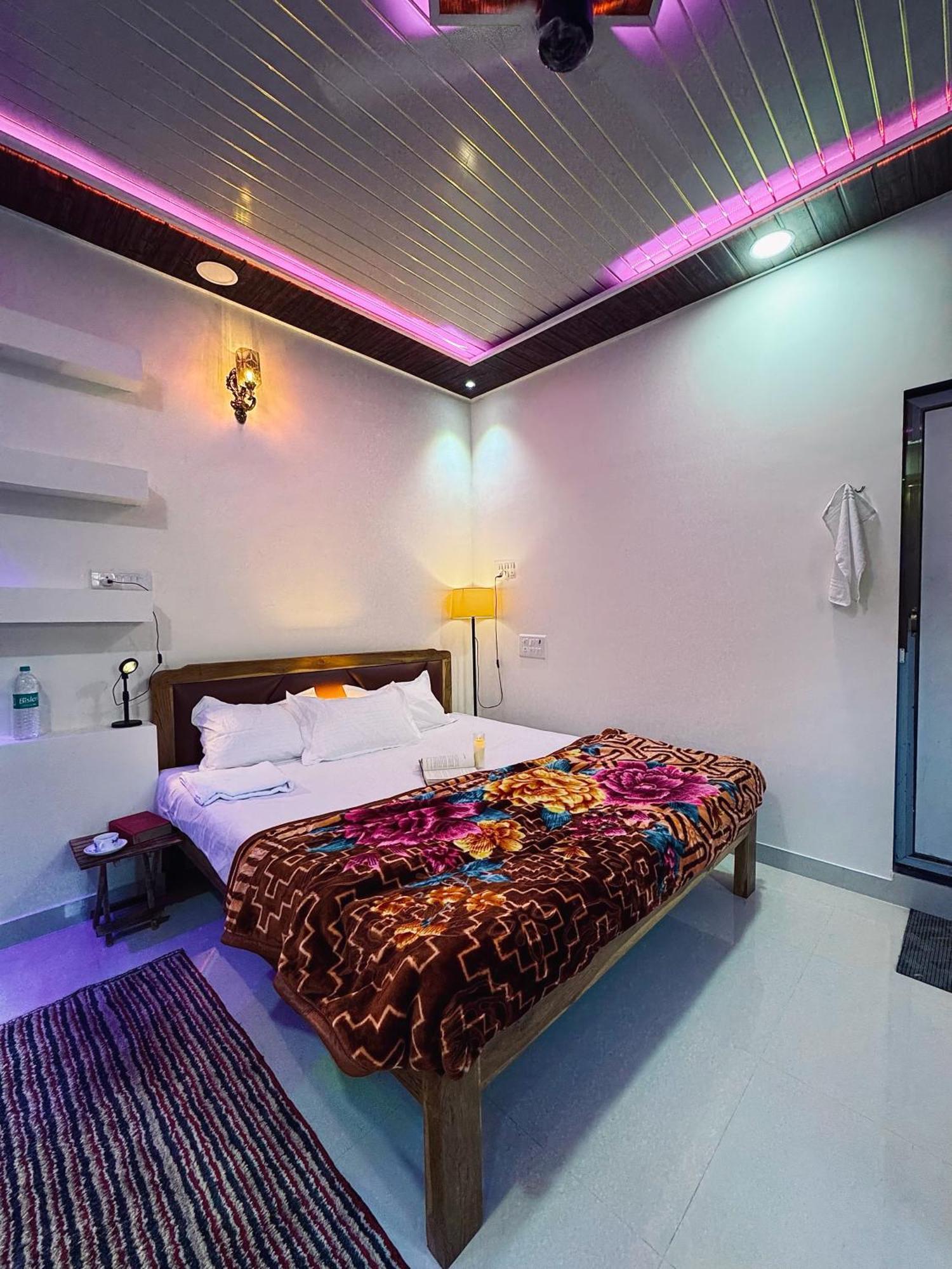 Homestay Chandrama Home's *